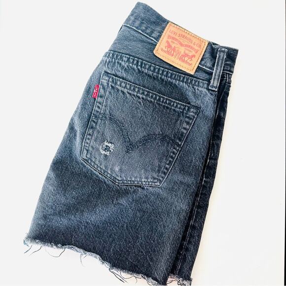 LEVIS REVOLVE Black Distressed Raw Hem Button Fly Pockets ALine Mini Skirt 26 - Picture 6 of 15